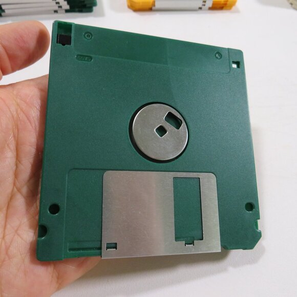 Used Floppy Disk 1980s - 1990s (make an offer, choose your color) - Picture 3 of 5